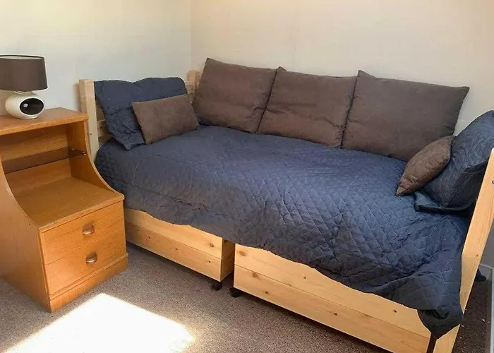 Cottage In Kilmun Argyll - 2 Bedrooms Sleeps 2 (Adults Only)