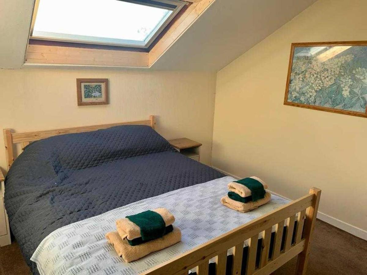 In Kilmun Argyll - 2 Bedrooms Sleeps 2 (adults Only)