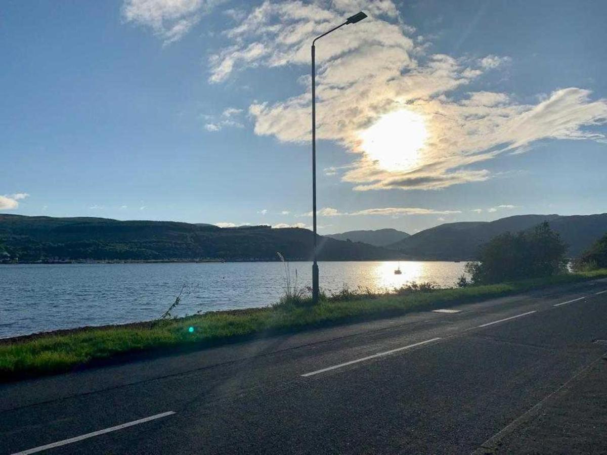 In Kilmun Argyll - 2 Bedrooms Sleeps 2 (adults Only) Dunoon