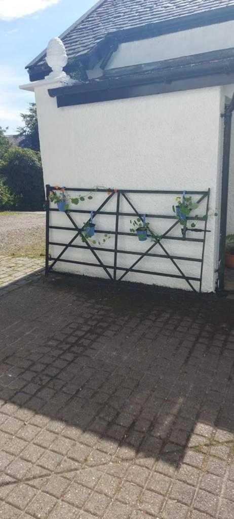 In Kilmun Argyll - 2 Bedrooms Sleeps 2 (adults Only) Dunoon